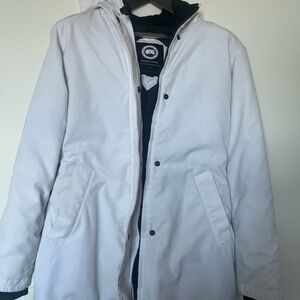 Canada Goose women’s white jacket size S/P